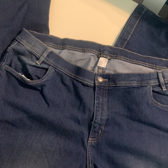 Venus flare jeans - Picture 2 of 8